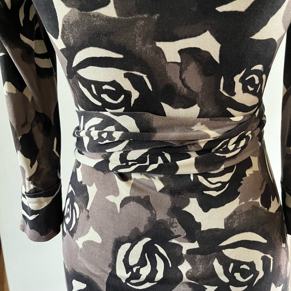 Diane Von Furstenburg Dress MIDI Wrap Silk Jersey Dress Size 4 VINTAGE - Picture 10 of 11